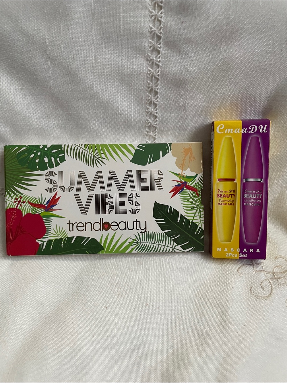 Summer Vibes Eyeshadow Palette - Tropical Multi-Color
